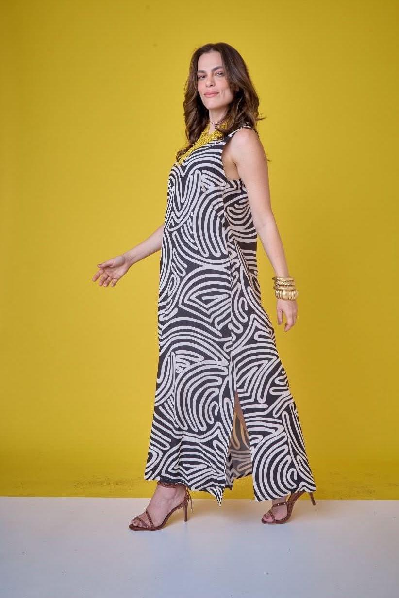 Vestido Linhas P&B Ezildinha